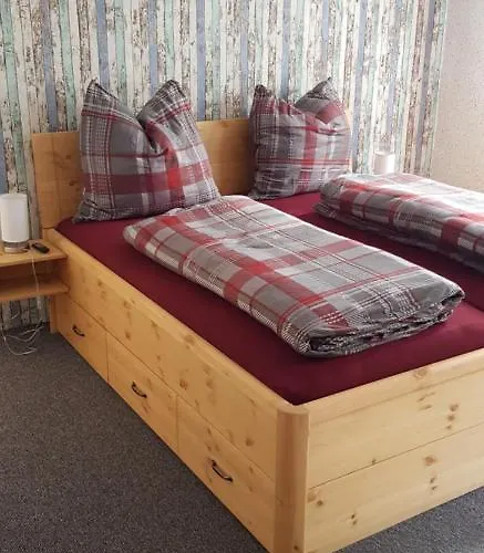 Zum Alten Faehrmann Апартаменты *